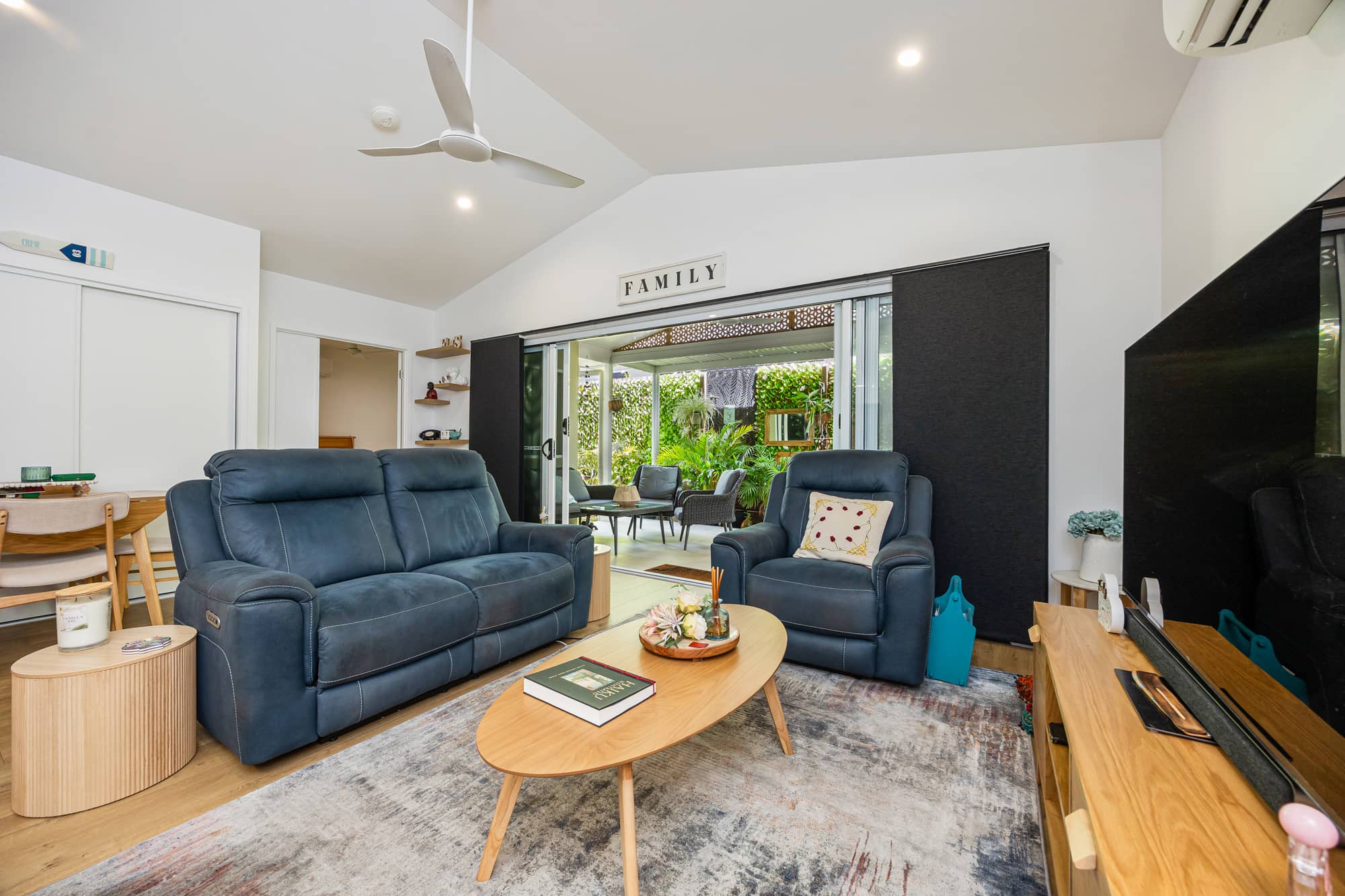 Listing 1388569 Main Image