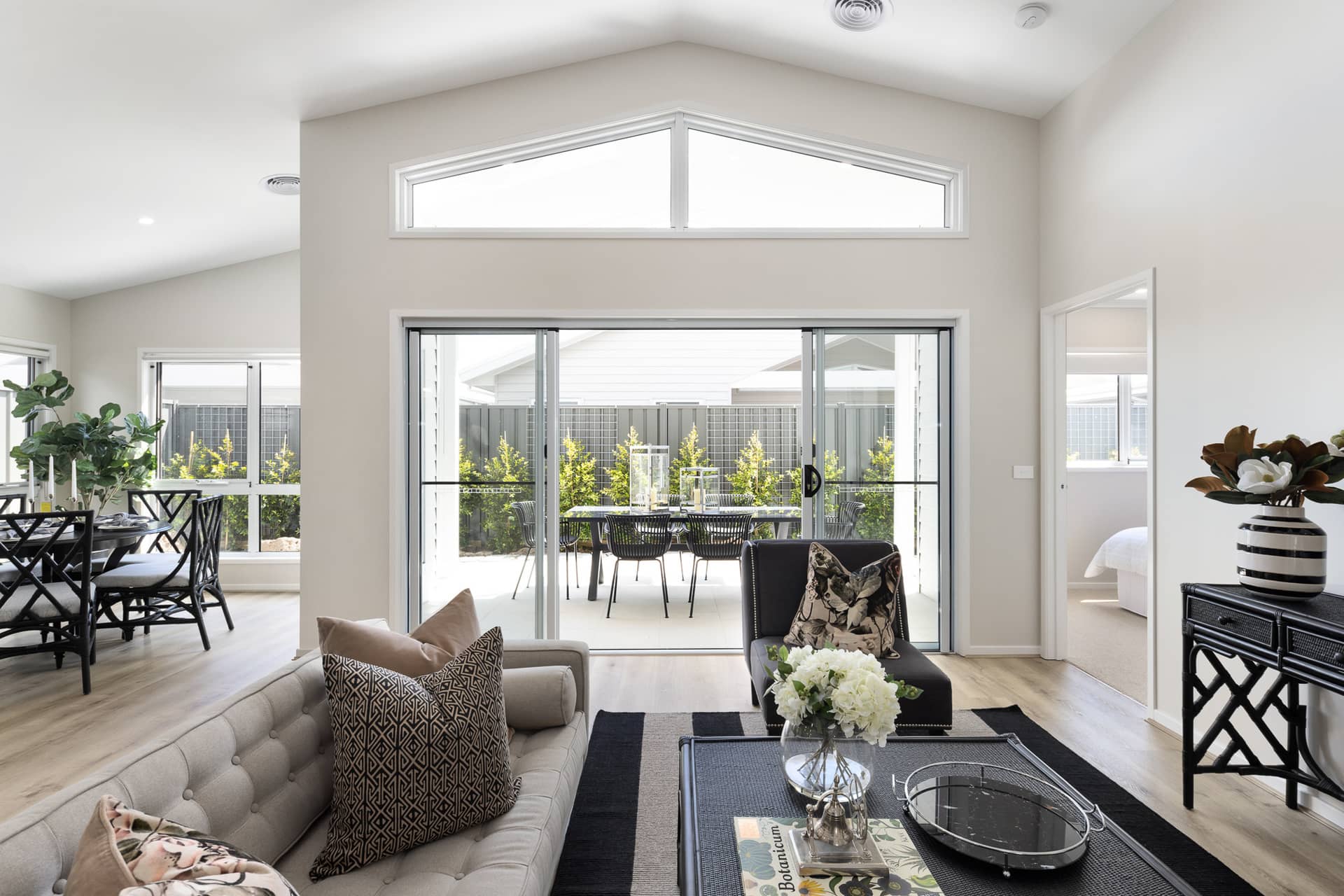 Listing 1378694 Main Image